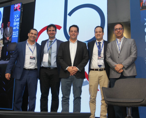 premiacao do melhor trabalho cientifico do Congresso Brasileiro de Cirurgia do Quadril 2023 em Gramado